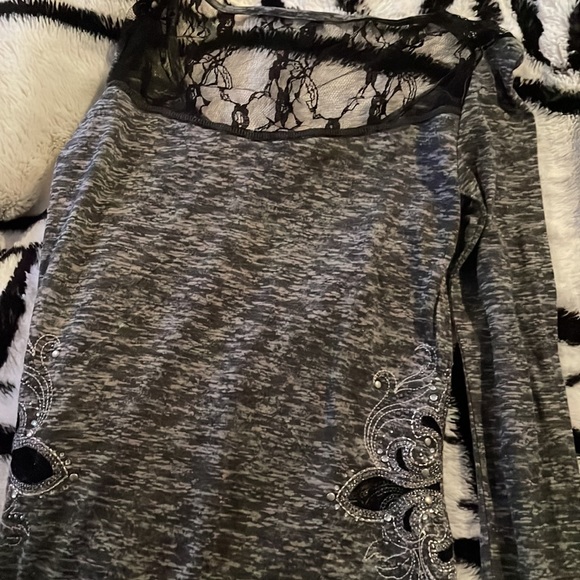 Size medium miss me, bling and white shirt Buckle - Picture 4 of 5